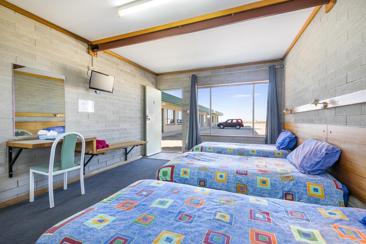 Hotel Nullarbor Roadhouse Exterior foto