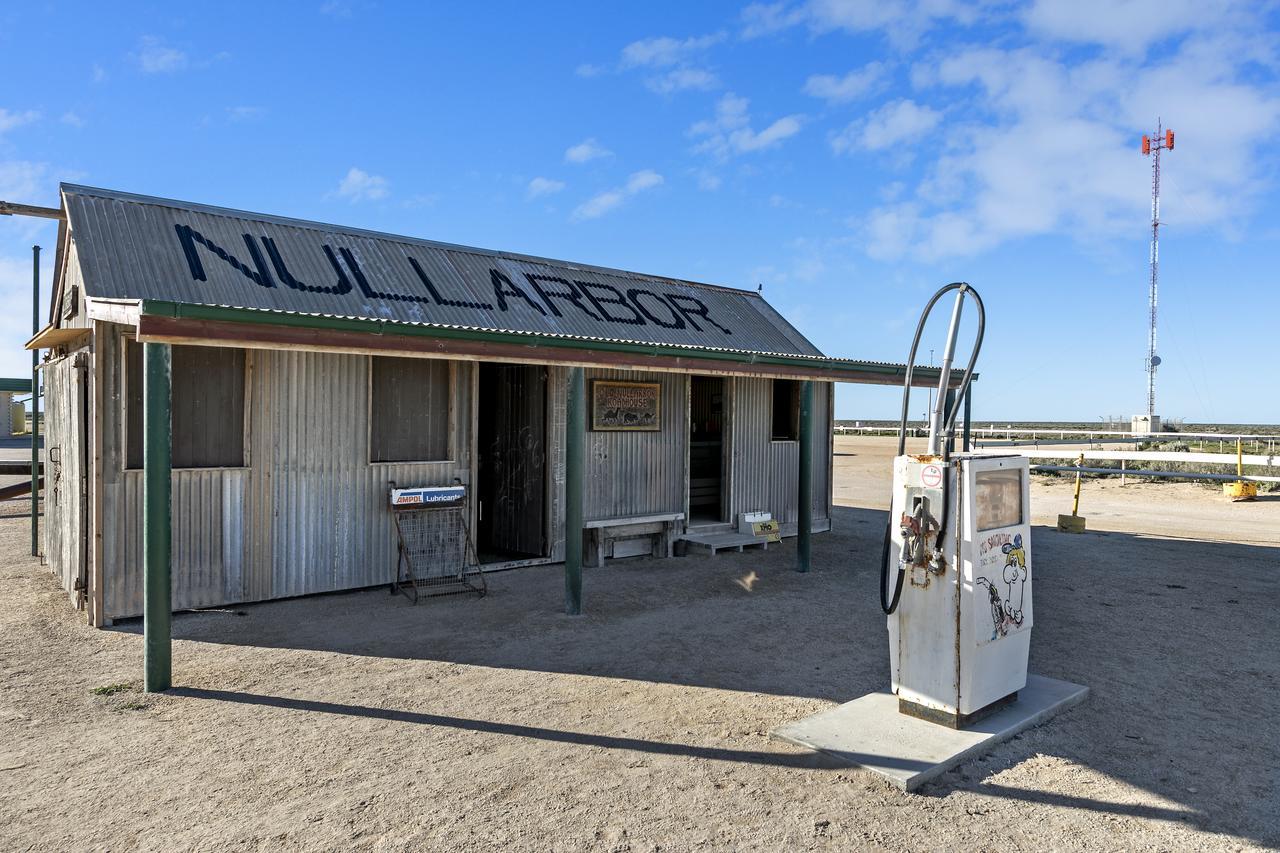 Hotel Nullarbor Roadhouse Exterior foto