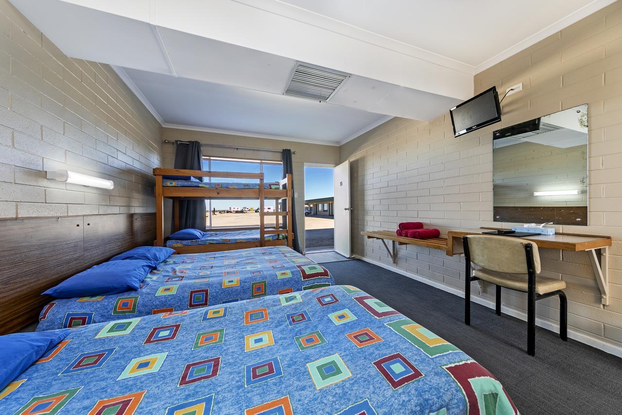 Hotel Nullarbor Roadhouse Exterior foto